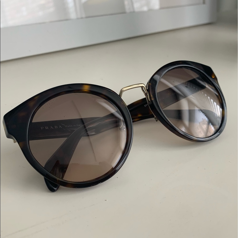 Prada cat eye sunglasses (brown gradient)
